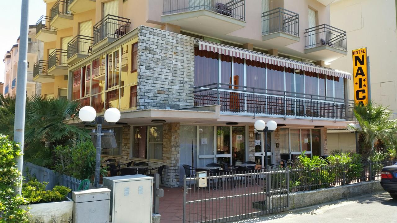 Hotel Naica リミニ エクステリア 写真